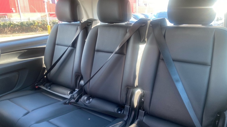 Mercedes-Benz Vito Tourer L3 Diesel Rwd 116 CDI Select 9-Seater 9G-Tronic